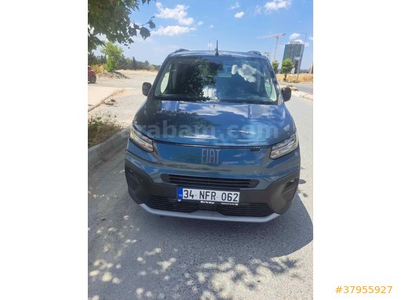 Sahibinden Fiat Doblo Combi 1.5 BlueHDi Premio 2025 Model 