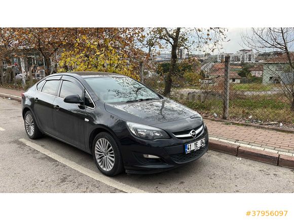  İlk Sahibinden Opel Astra 1.6 Edition 2015 Model 
