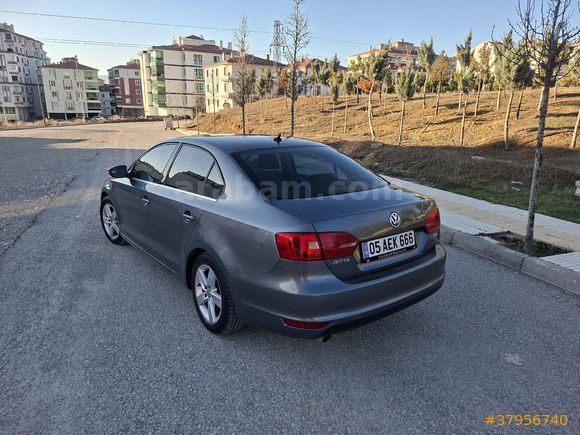 Sahibinden Volkswagen Jetta 1.6 TDi Comfortline 2011 Model