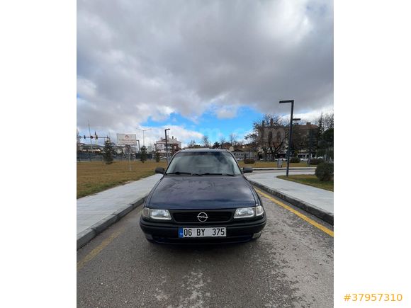 Galeriden Opel Astra 1.6 GL 1994 Model Ankara