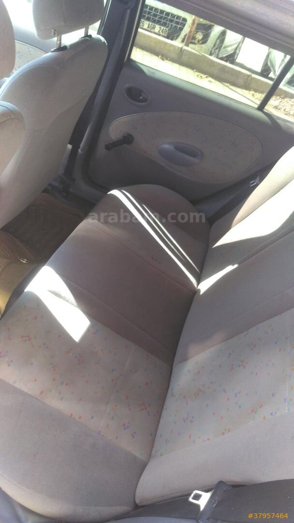 Sahibinden Ford Fiesta 1.25 Flair 1998 Model Ankara 213.000 km Beyaz 7