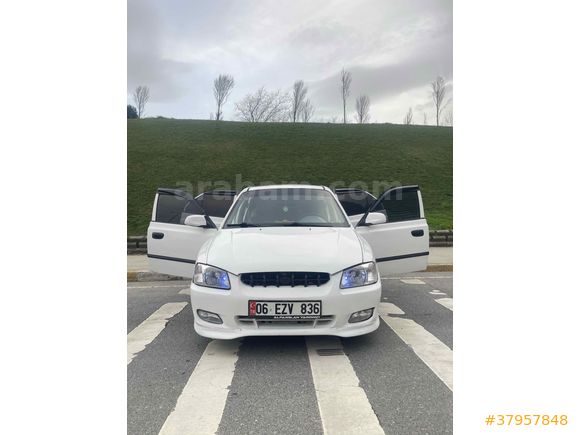 Sahibinden Hyundai Accent 1.5 GLS 2000 Model 