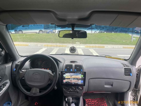 Sahibinden Hyundai Accent 1.5 GLS 2000 Model 