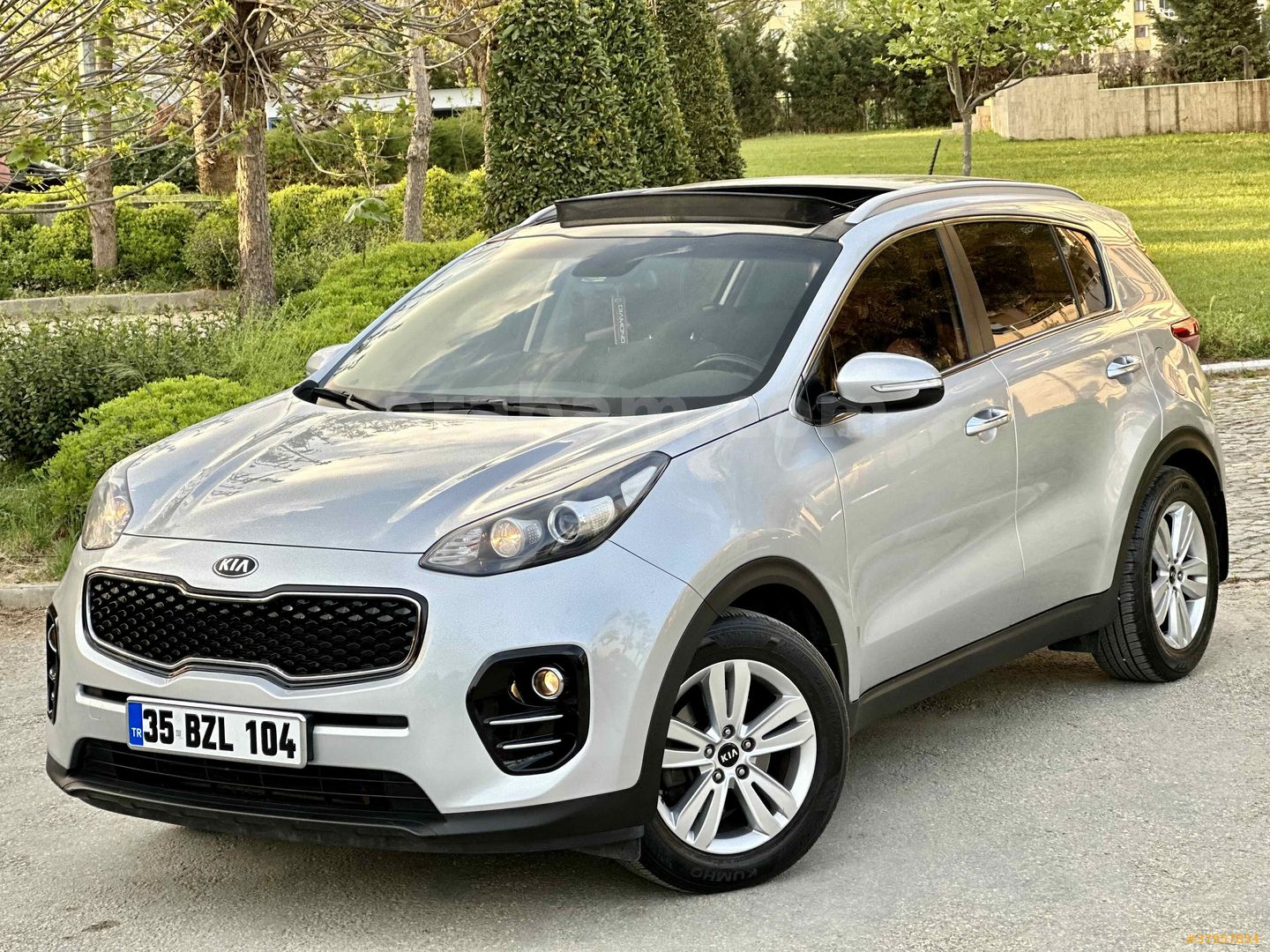 GALERİDEN KİA SPORTAGE 1.6 GDI CONCEPT PLUS 2017 MODEL İZMİR