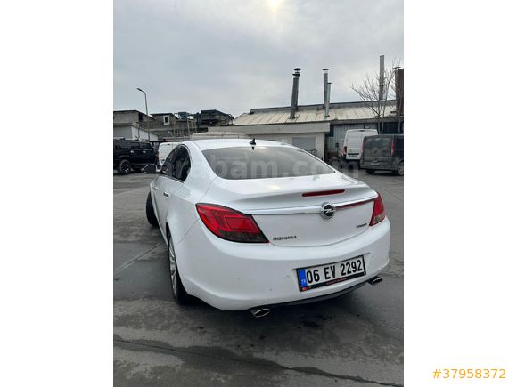 Sahibinden Opel Insignia 1.6 T Cosmo 2011 Model