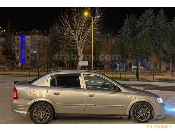 Opel Astra 1.6 16V Elegance 2001 Model 