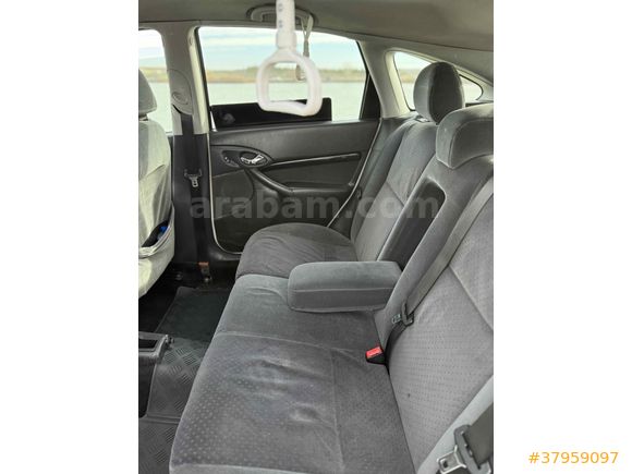Sahibinden Ford Focus 1.6 Ghia 2002 Model