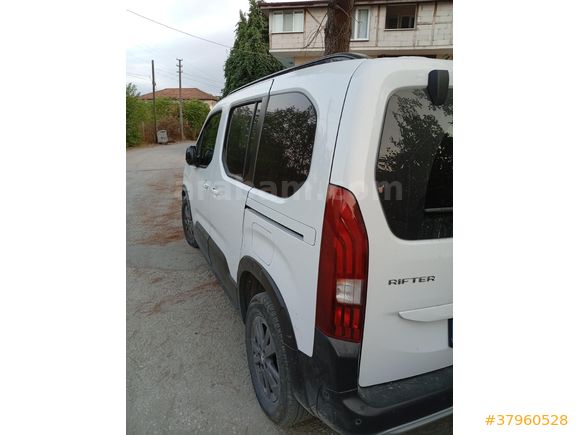 Sahibinden Peugeot Rifter 1.5 BlueHDI Allure 2023 Model Sakarya