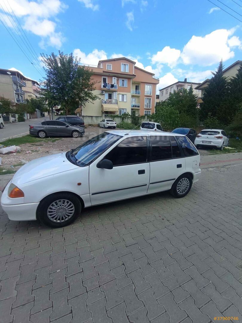 Sahibinden Suzuki Swift 1.3 GLX 2000 Model Kocaeli 197.000 km Beyaz 3