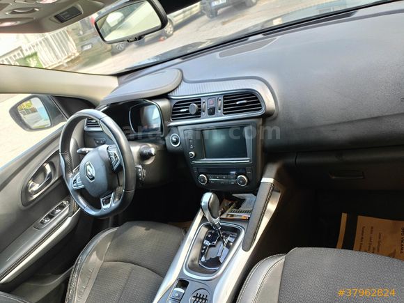 Sahibinden Renault Kadjar 1.5 dCi Icon cam tavan  2016 Model