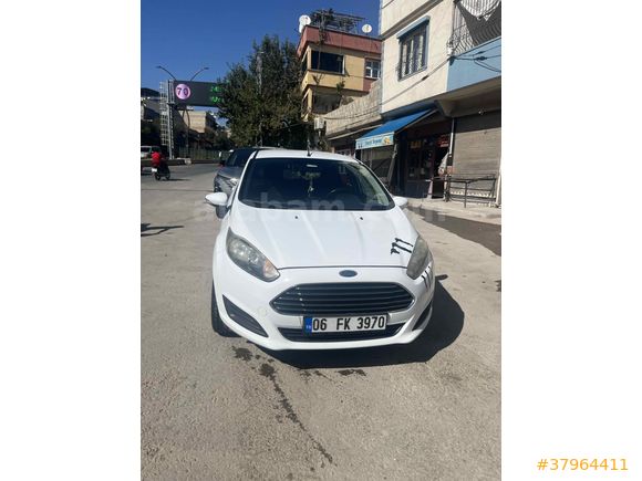 Sahibinden Ford Fiesta 1.5 TDCi Titanium 2014 Model  230.000 km Beyazpazarlık yoktur son fiyat 