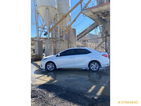 Sahibinden Toyota Corolla 1.6 Advance 2015 Model  109 km Beyaz
