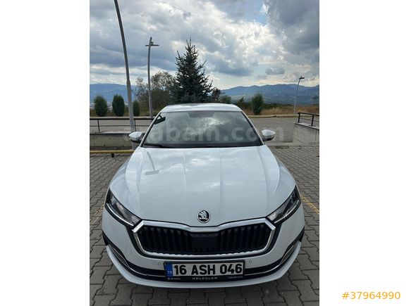 Sahibinden Skoda Octavia 1.5 e-Tec Premium 2021 Model 