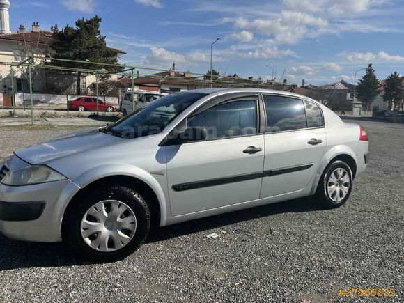 Sahibinden Renault Megane 1.6 Authentique 2005 Model 