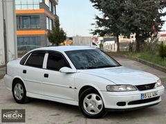 NEON MOTORS'DAN 2001 VECTRA DTI COMFORT