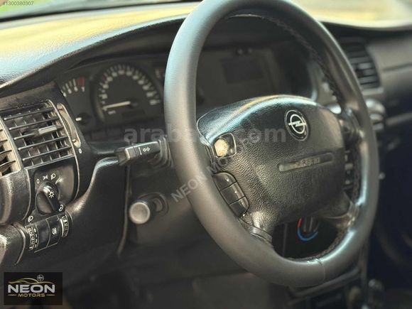 NEON MOTORS'DAN 2001 VECTRA DTI COMFORT