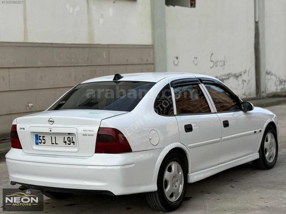 NEON MOTORS'DAN 2001 VECTRA DTI COMFORT