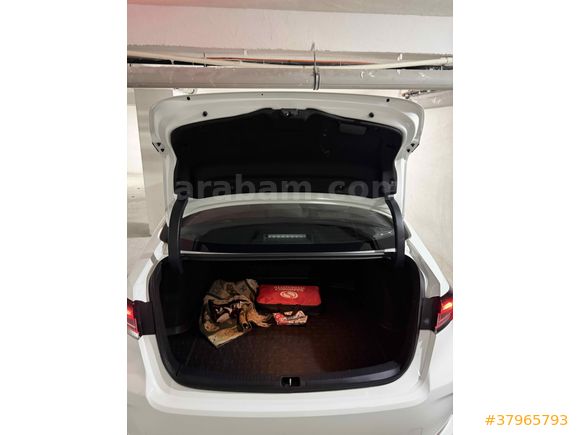 Sahibinden Toyota Corolla 1.5 Dream 2021 Model  133.333 km Beyaz