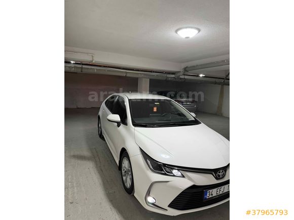 Sahibinden Toyota Corolla 1.5 Dream 2021 Model  133.333 km Beyaz