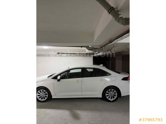 Sahibinden Toyota Corolla 1.5 Dream 2021 Model  133.333 km Beyaz