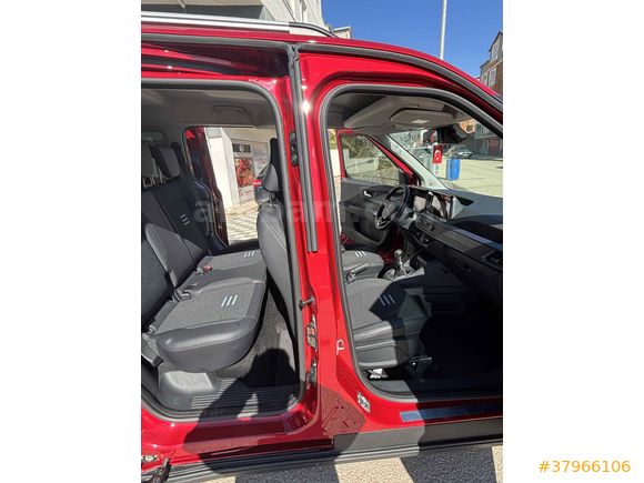 Sahibinden Hatasız Boyasız 2025 Active Paket Ford Courier