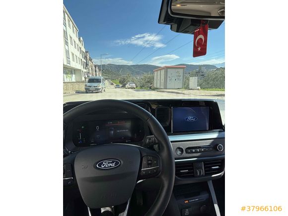 Sahibinden Hatasız Boyasız 2025 Active Paket Ford Courier