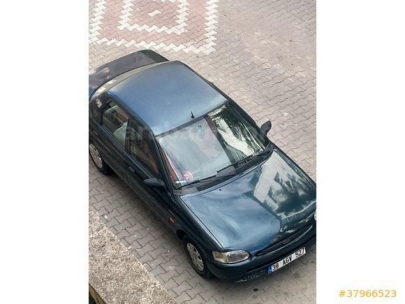 Sahibinden Ford Escort 1.6 CL 1997 Model  180.000 km Yeşil (metalik)