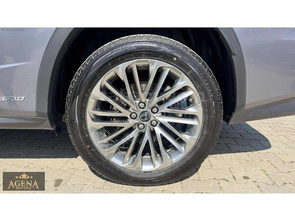 LEXUS RX 450H LONG 4x4 EXECUTIVE 7 KiSiLiK HYBRID SERVIS BAKIMLI