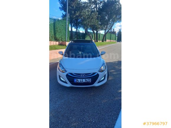 Sahibinden Hyundai i30 1.6 CRDi Elite 2014 Model 15 Çıkışlı