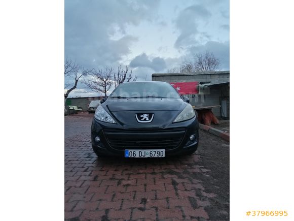 Sahibinden Peugeot 207 1.4 HDi Trendy 2011 Model