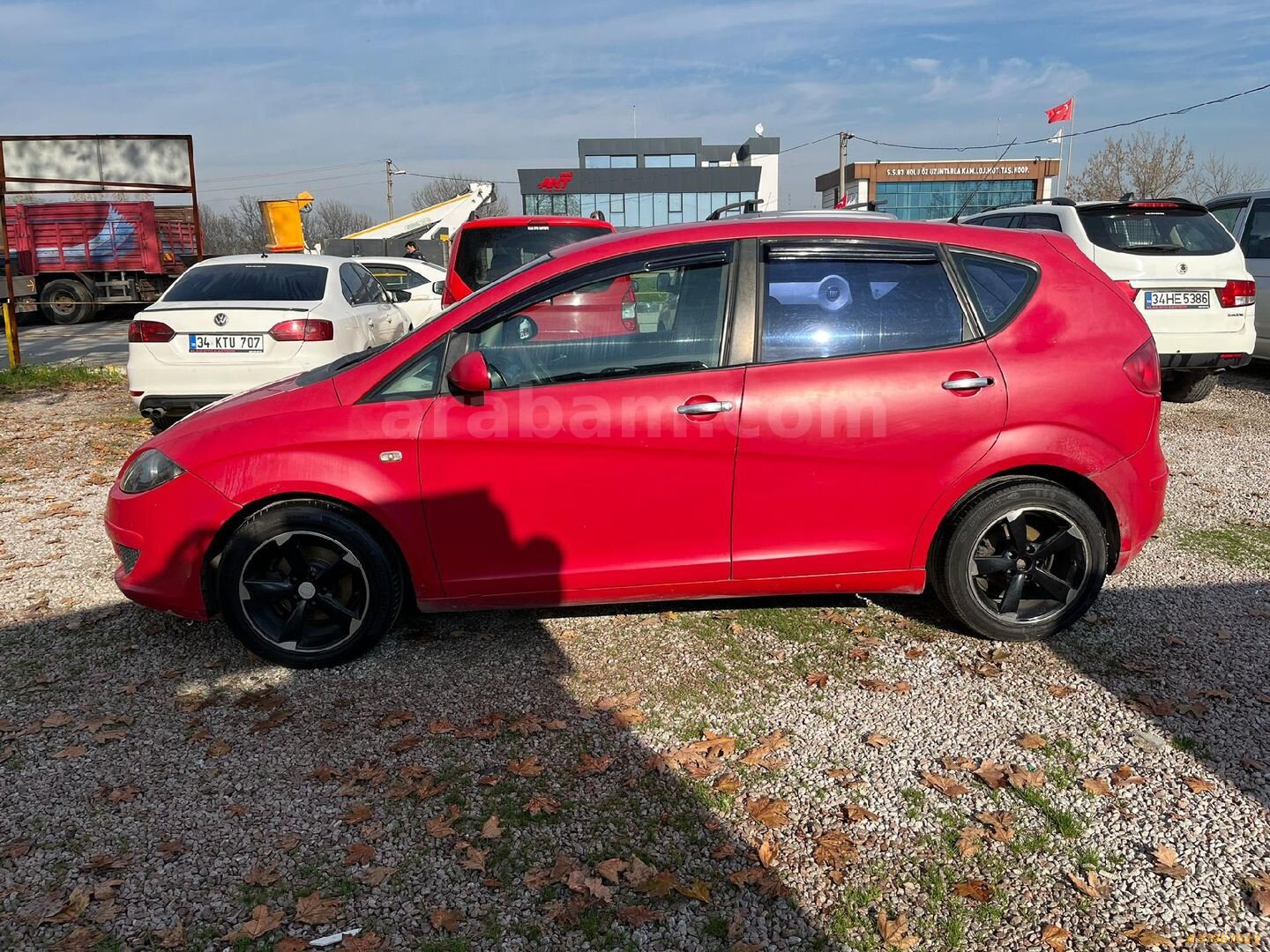 Galeriden Seat Altea 1.6 Stylance 2005 Model Kocaeli 350.000 km Kırmızı 3