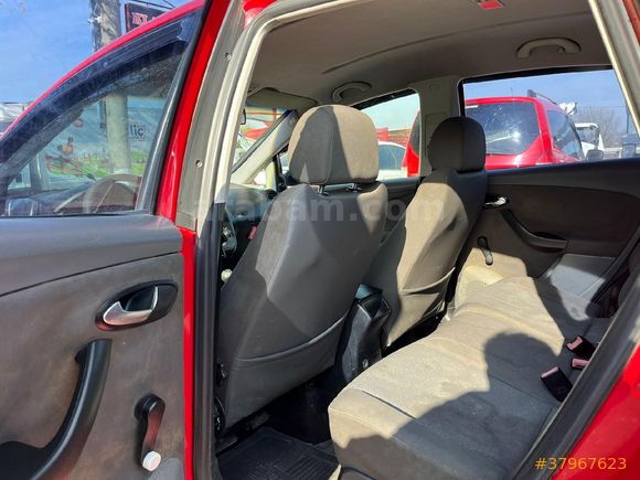 KLAS OTO KARTEPE  Seat Altea 1.6 Stylance 2005 Model Kocaeli