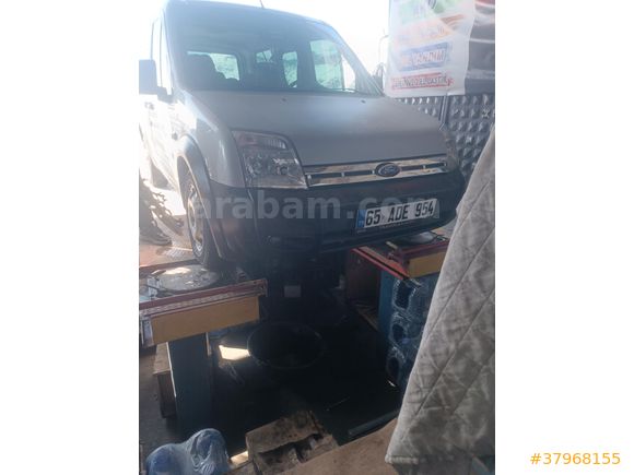 Sahibinden Ford Tourneo Connect 1.8 TDCI