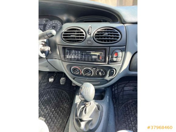 Sahibinden Renault Megane 1.6 RTE 1999 Model 