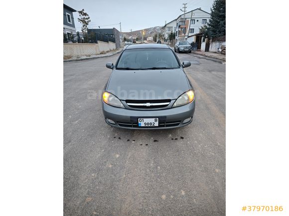 Chevrolet Lacetti  2 parça boyali