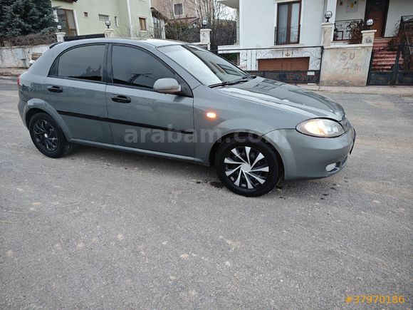 Chevrolet Lacetti  2 parça boyali