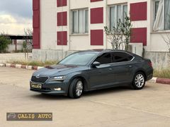 Sahibinden Skoda SuperB 1.6 TDI Style 2018 Model  290.000 km Gri (titanyum)