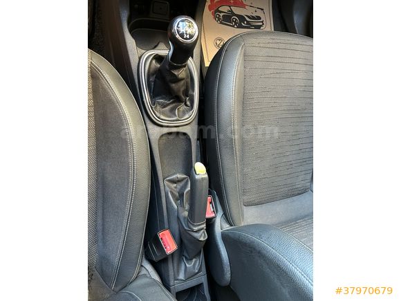 İlk Sahibinden Opel Corsa 1.2 Twinport Active 2014 Model 