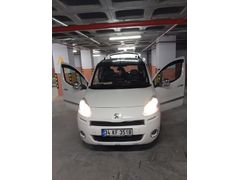 Sahibinden Peugeot Partner 1.6 HDI Premium Zenith 2013 Model. Tiriger seti baskı balata yağ değişimi yapıldı. tüm ağır bakımları yapıldı.yeni yapıldı