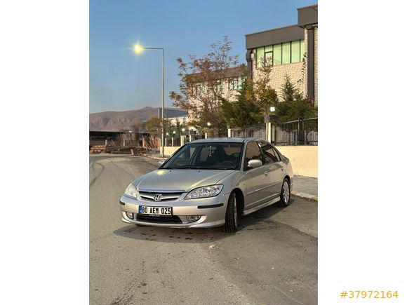 Sahibinden Honda Civic 1.6 i-VTEC LS 2004 Model