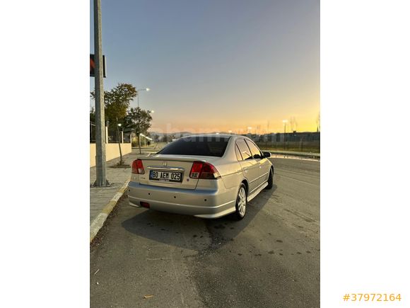 Sahibinden Honda Civic 1.6 i-VTEC LS 2004 Model