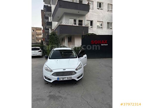 Sahibinden Ford Focus 1.5 TDCi Trend X 2018 Model  89.000 km Beyaz