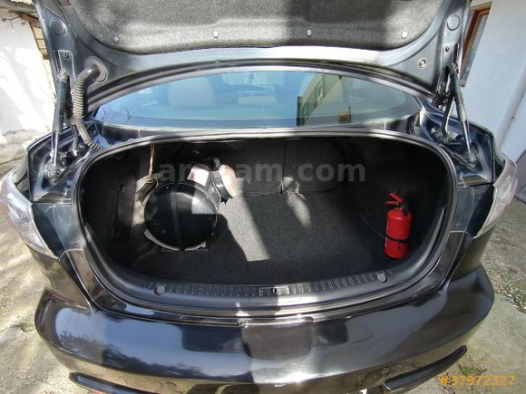 Sahibinden Mazda 3 1.6 Touring 2010 Model