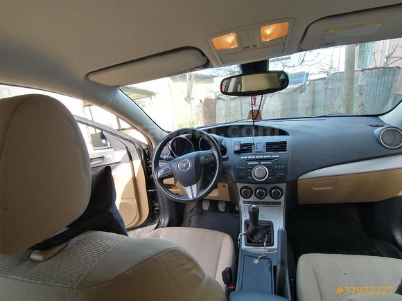 Sahibinden Mazda 3 1.6 Touring 2010 Model