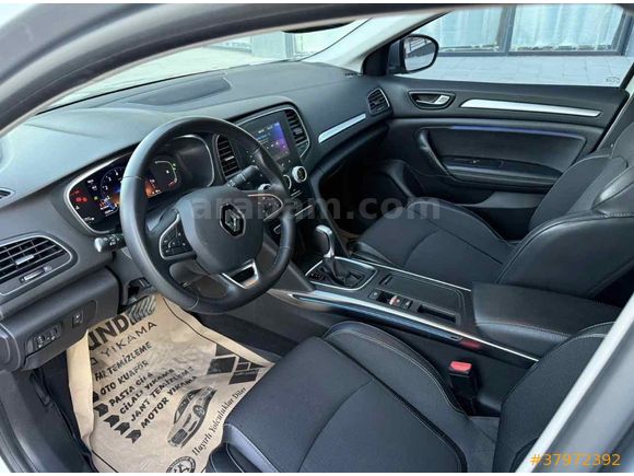 Sahibinden Renault Megane 1.3 TCe Icon 2023 Model 