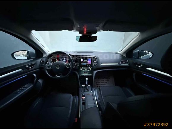 Sahibinden Renault Megane 1.3 TCe Icon 2023 Model 