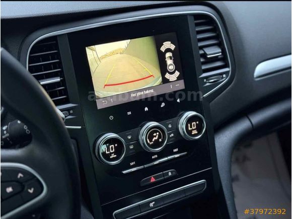 Sahibinden Renault Megane 1.3 TCe Icon 2023 Model 