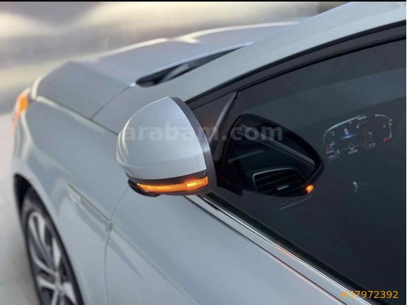 Sahibinden Renault Megane 1.3 TCe Icon 2023 Model 