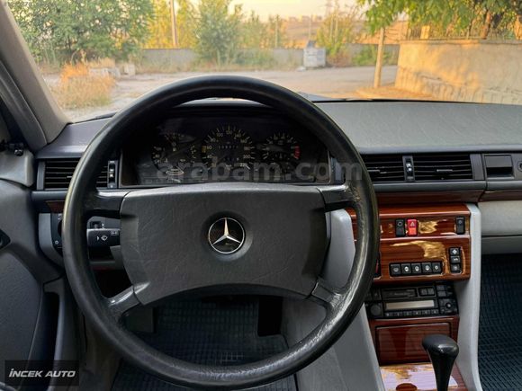 İNCEK AUTO'DAN-HATASIZ KOLEKSİYONLUK-200 E AUTOMATİC E-1
