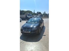 Sahibinden Volkswagen Jetta 1.6 Primeline 2011 Model  180.000 km Siyah